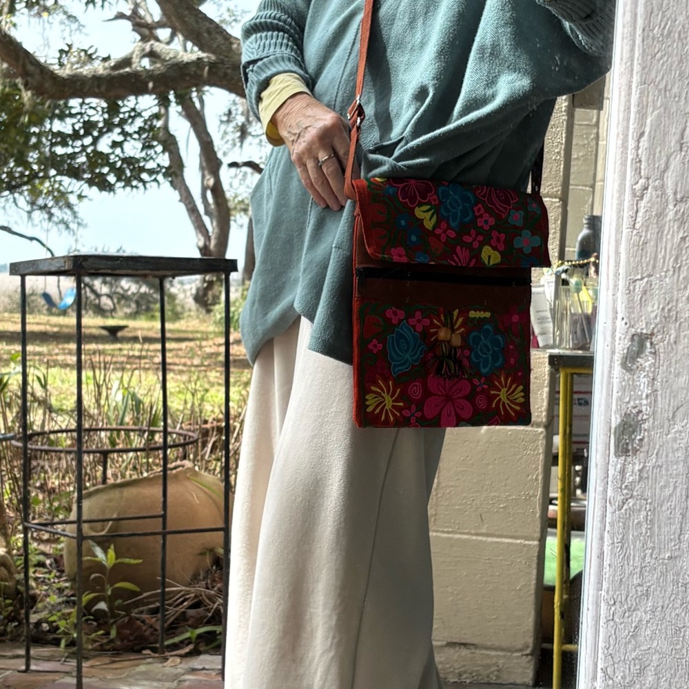 NWT Colorful Boho embroidered Floral Women's crossbody Bag - Picture 9 of 9
